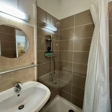 Апартаменти Avec Clim Et Piscine - 3 Pers. - Fr-1-252-203 *